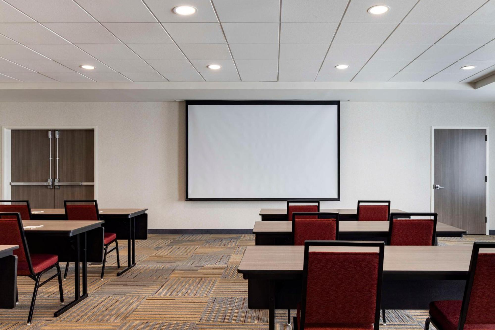Home2 Suites By Hilton East Haven New Haven Εξωτερικό φωτογραφία