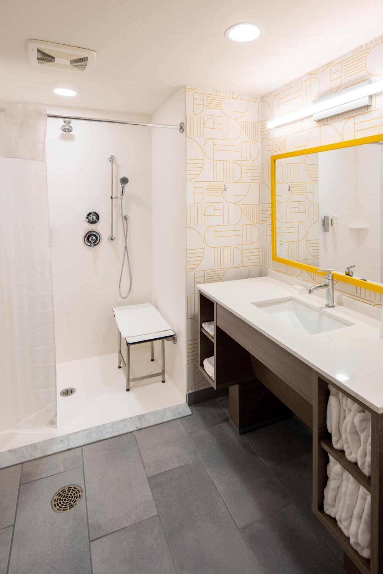 Home2 Suites By Hilton East Haven New Haven Εξωτερικό φωτογραφία